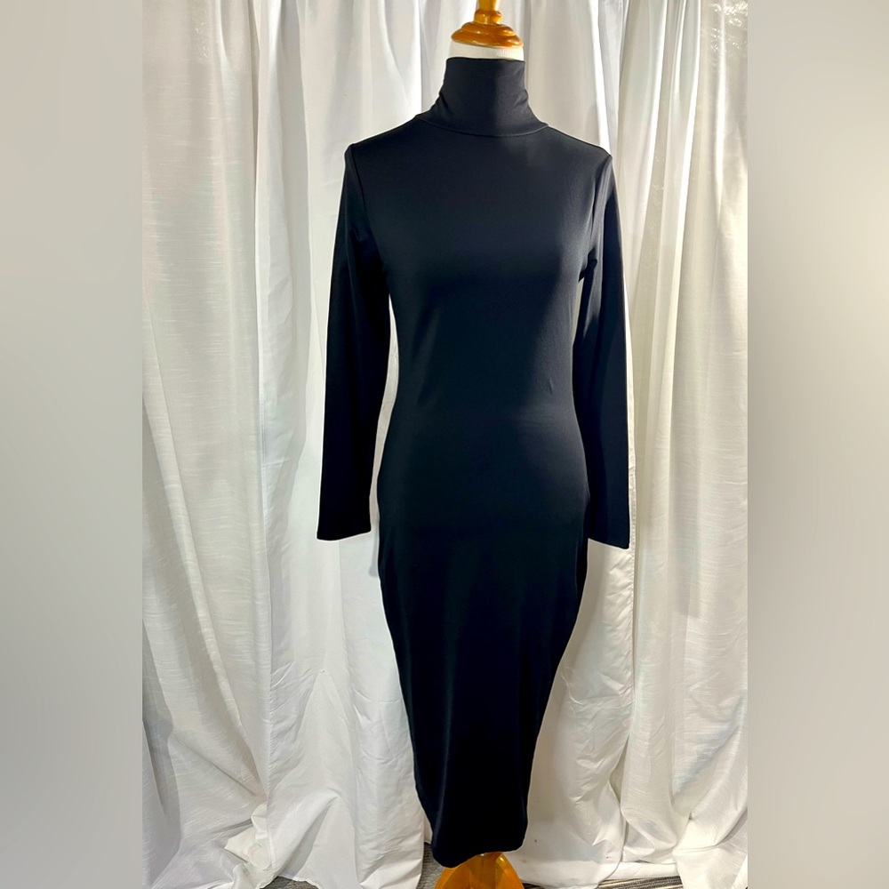 Like new, black mock neck bodycon dress, Size L